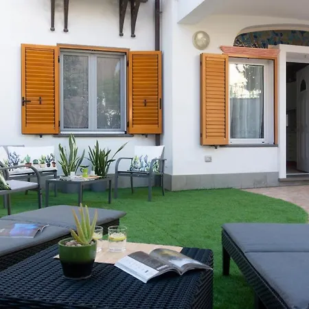 Apartment Oasi In Centro - Cala Gonone